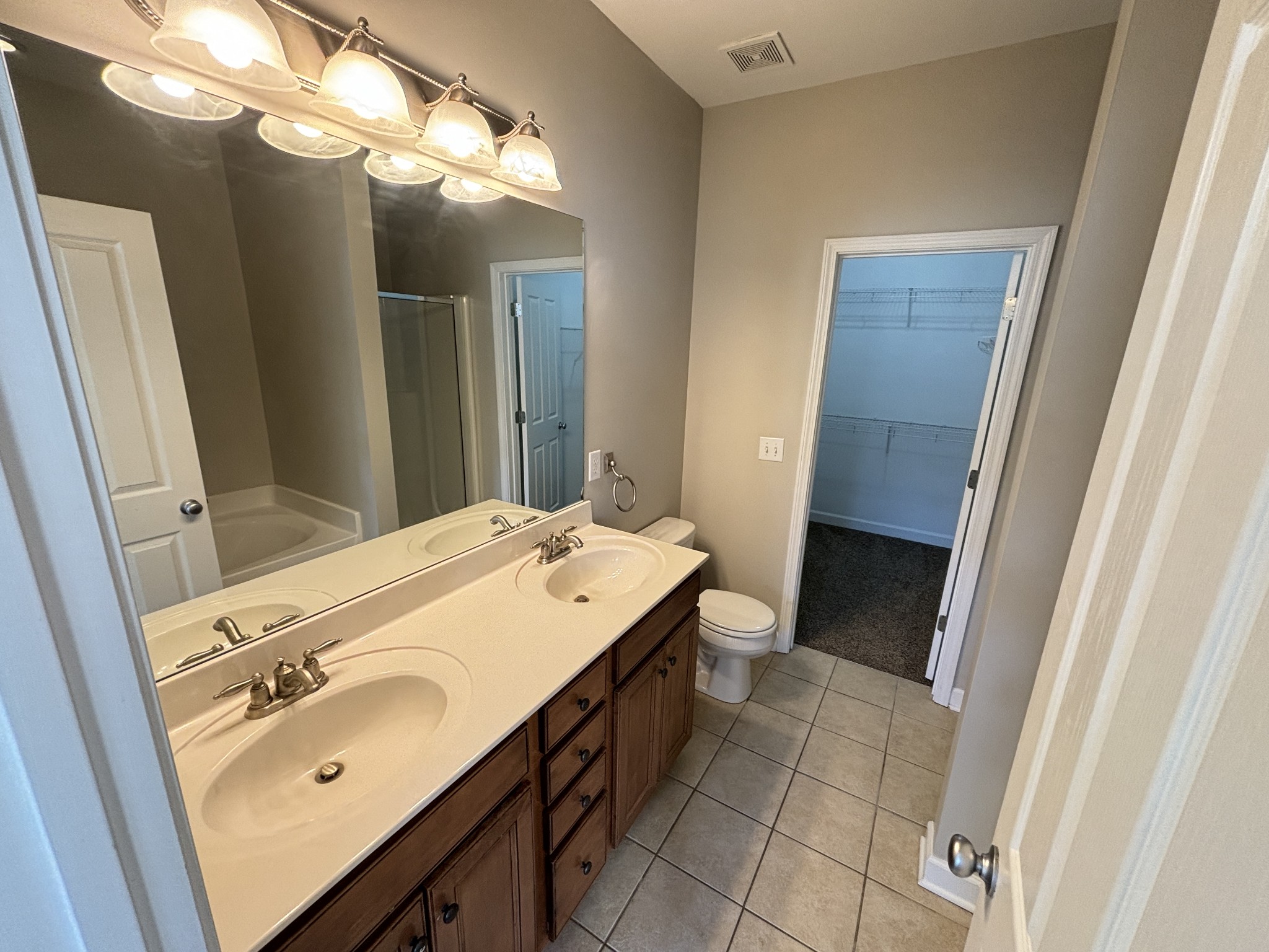 519 Griffin Circle Hermitage, TN 37076 - Photo 11 of 25