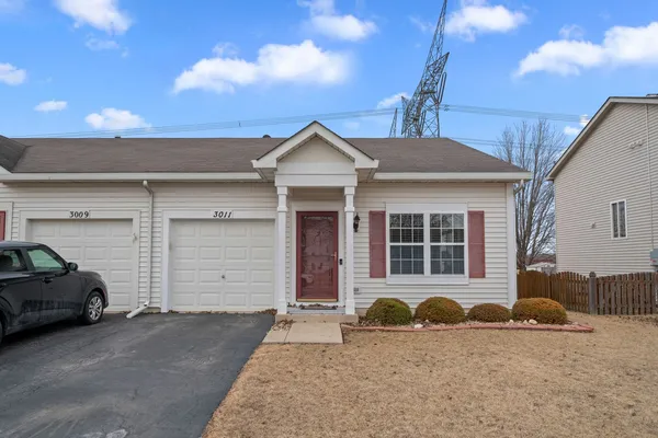 $225,000 | 3011 Hoffman Street, Plano, IL 60545