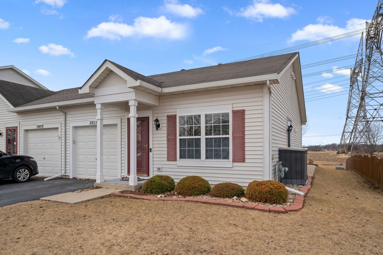 3011 Hoffman Street Plano, IL 60545 - Photo 2 of 21