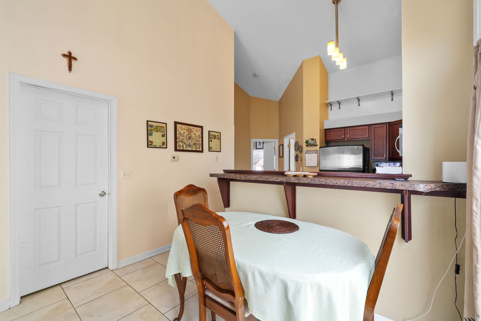 3011 Hoffman Street Plano, IL 60545 - Photo 7 of 21