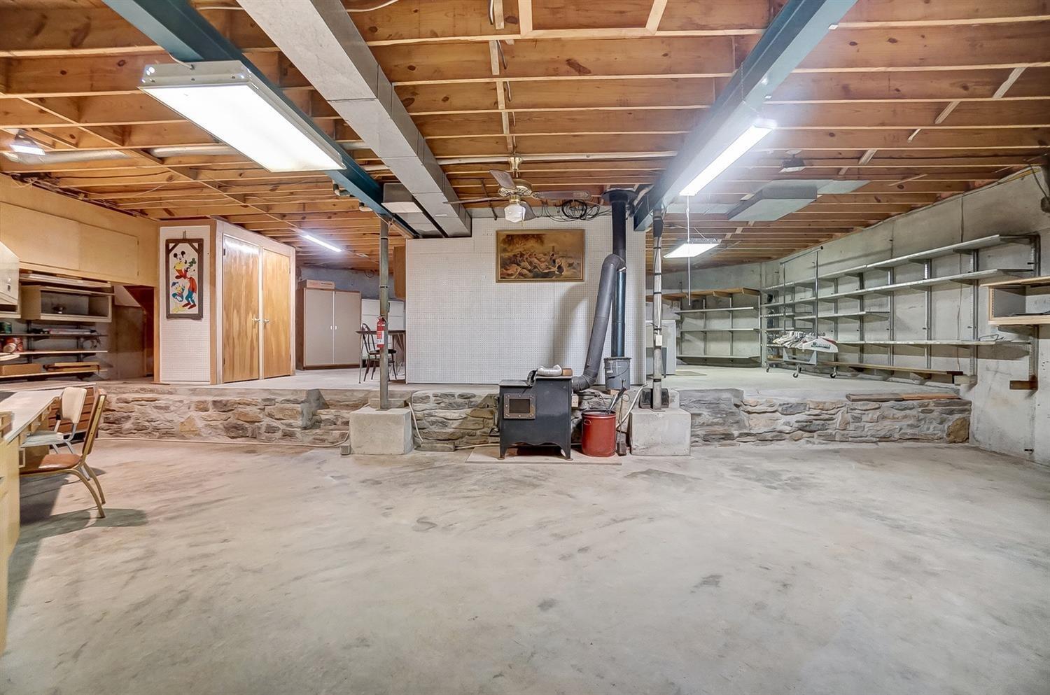 6005 Sheed Road Cincinnati, OH 45247 - Photo 22 of 46