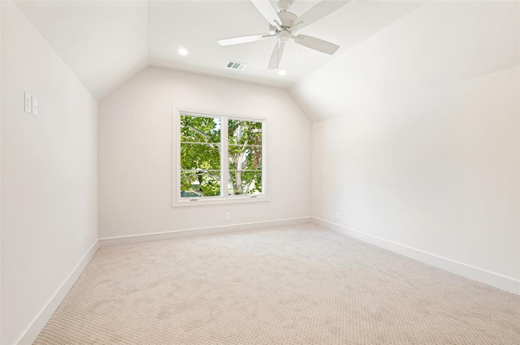 820 Edgefield Road Fort Worth, TX 76107 - Photo 25 of 29 Gallery Image 25