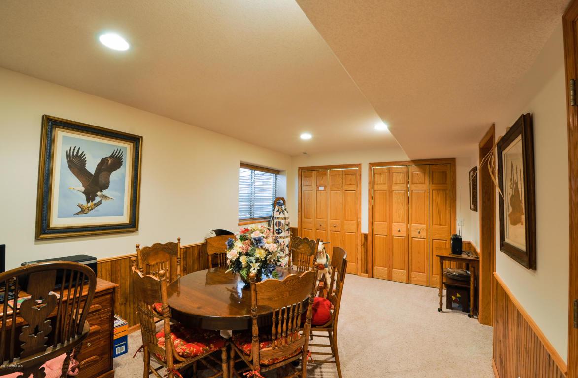 3018 21st Street Northeast Rochester, MN 55906 - Photo 13 of 18