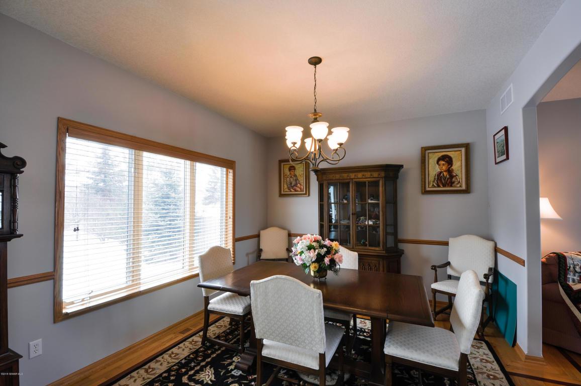 3018 21st Street Northeast Rochester, MN 55906 - Photo 4 of 18