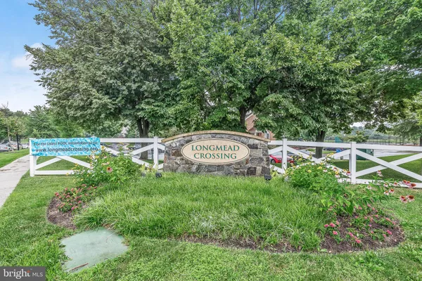 $287,000 | 2610 Camelback Lane, Unit 9, Silver Spring, MD 20906
