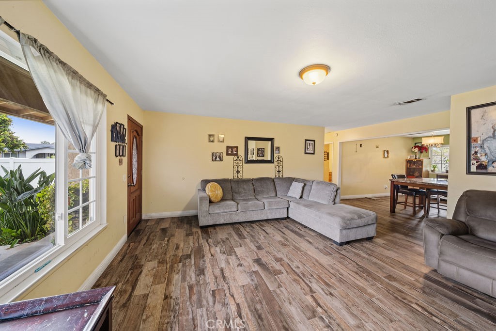 4660 Marathon Place Riverside, CA 92505 - Photo 6 of 22