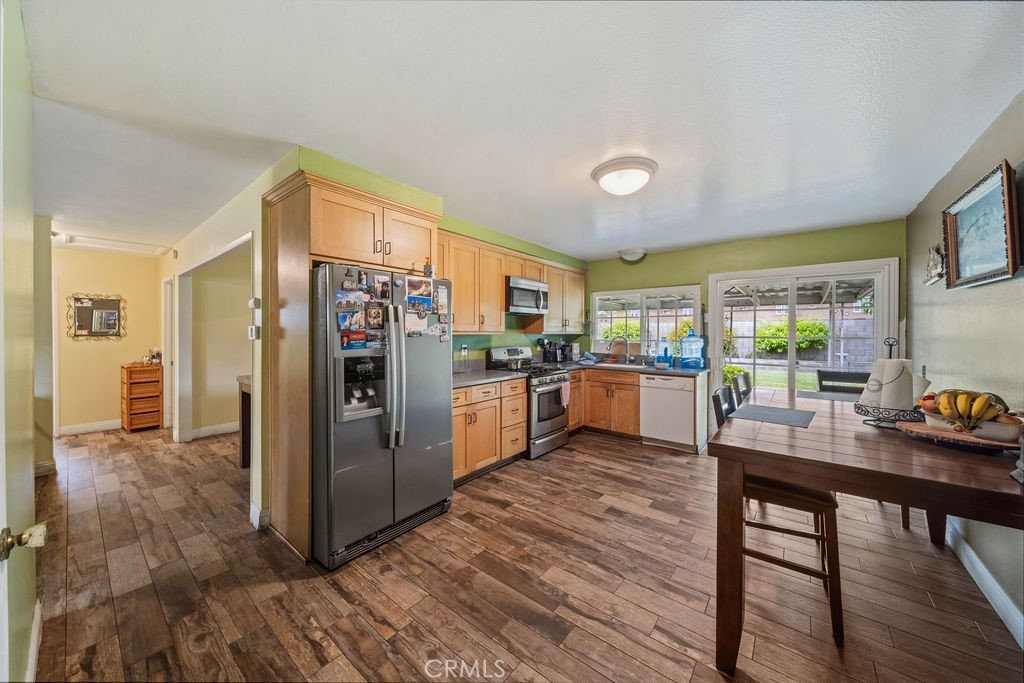 4660 Marathon Place Riverside, CA 92505 - Photo 9 of 22