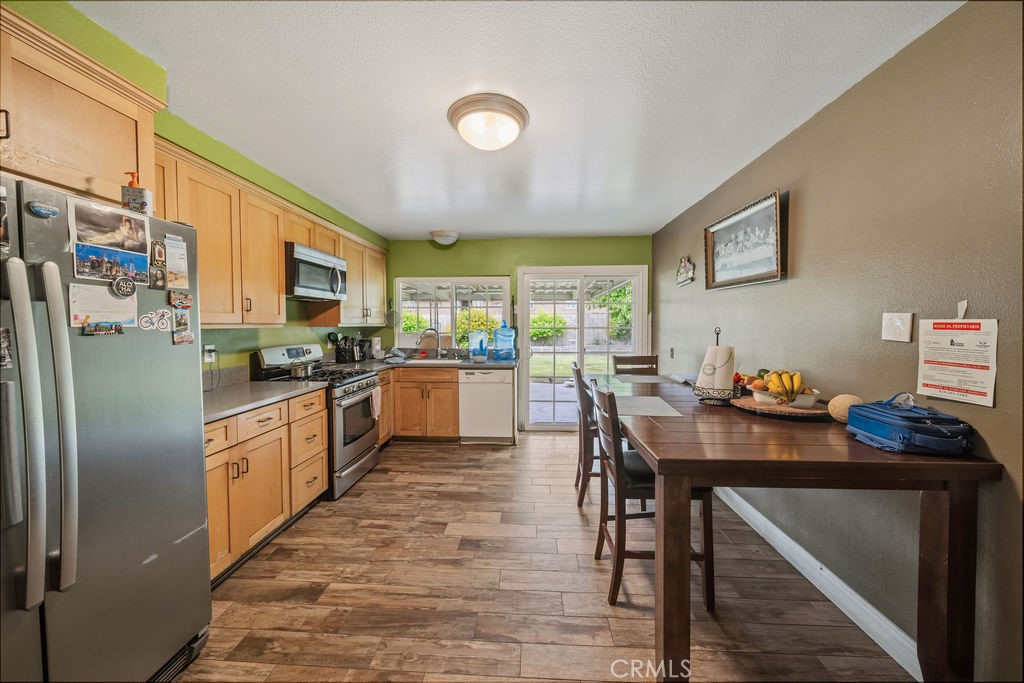 4660 Marathon Place Riverside, CA 92505 - Photo 10 of 22