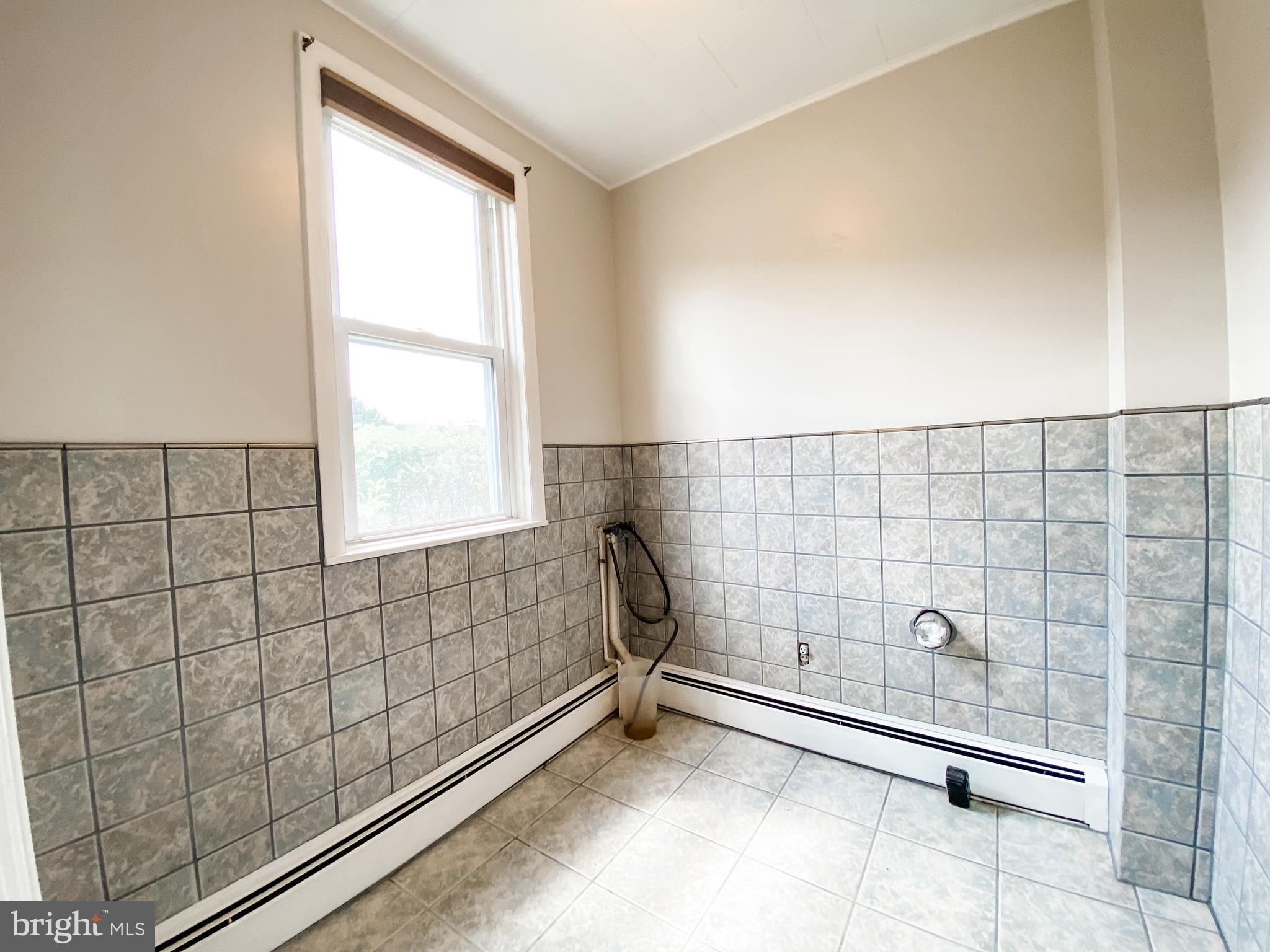 18914 High Street Barton, MD 21521 - Photo 10 of 24 Gallery Image 10