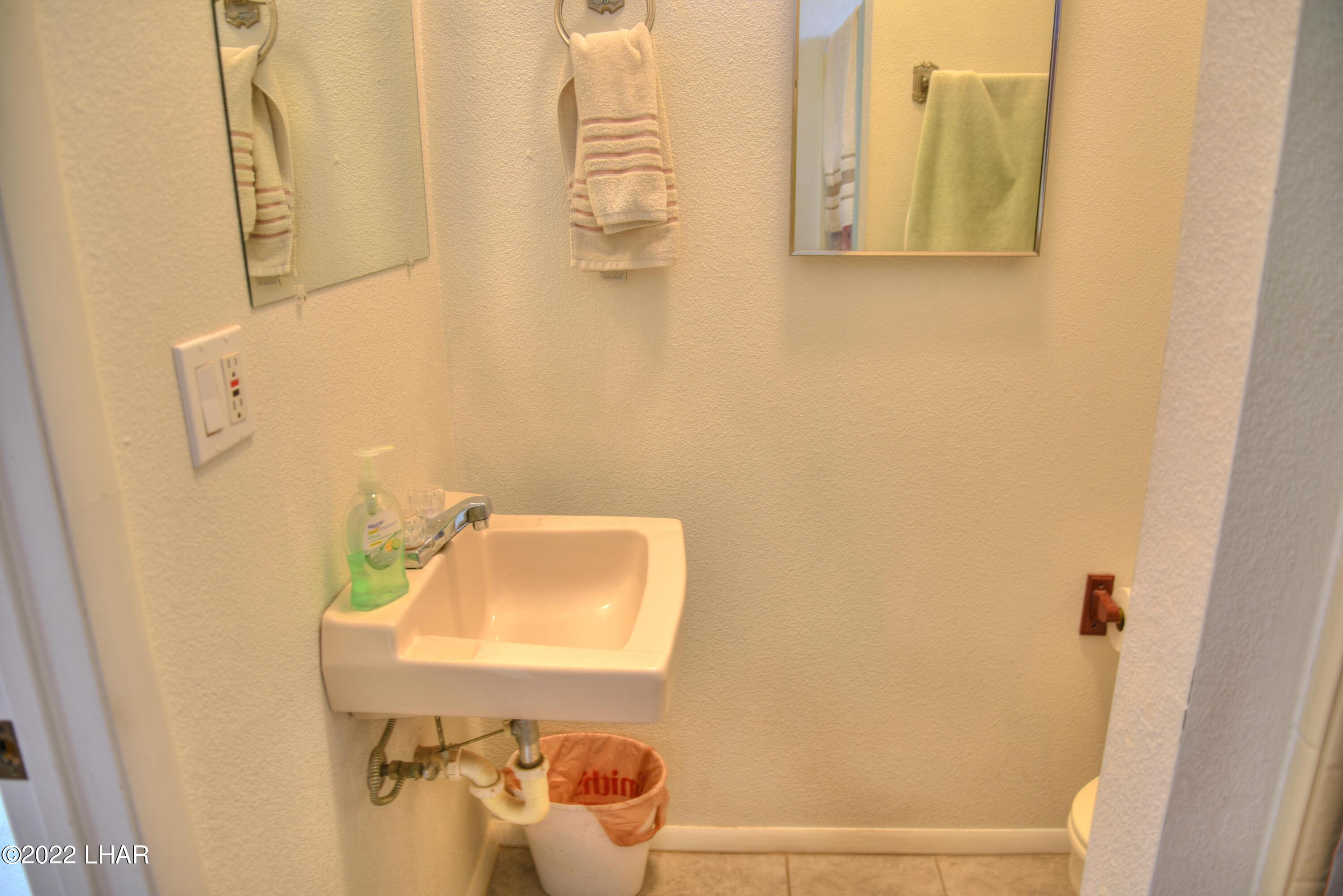 31677 Treasure Road Parker, AZ 85344 - Photo 27 of 30 Knapp 17
