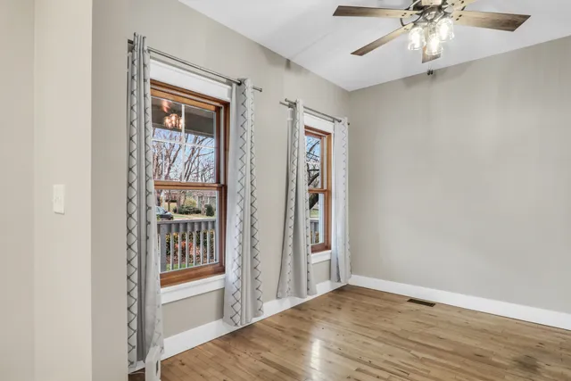 $415,000 | 350 South Alleghany Road, Grayslake, IL 60030