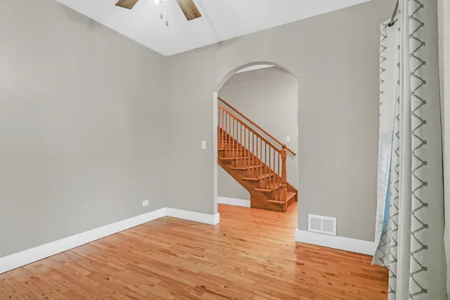 $415,000 | 350 South Alleghany Road, Grayslake, IL 60030