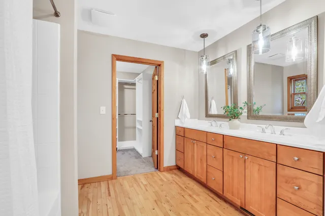 $415,000 | 350 South Alleghany Road, Grayslake, IL 60030