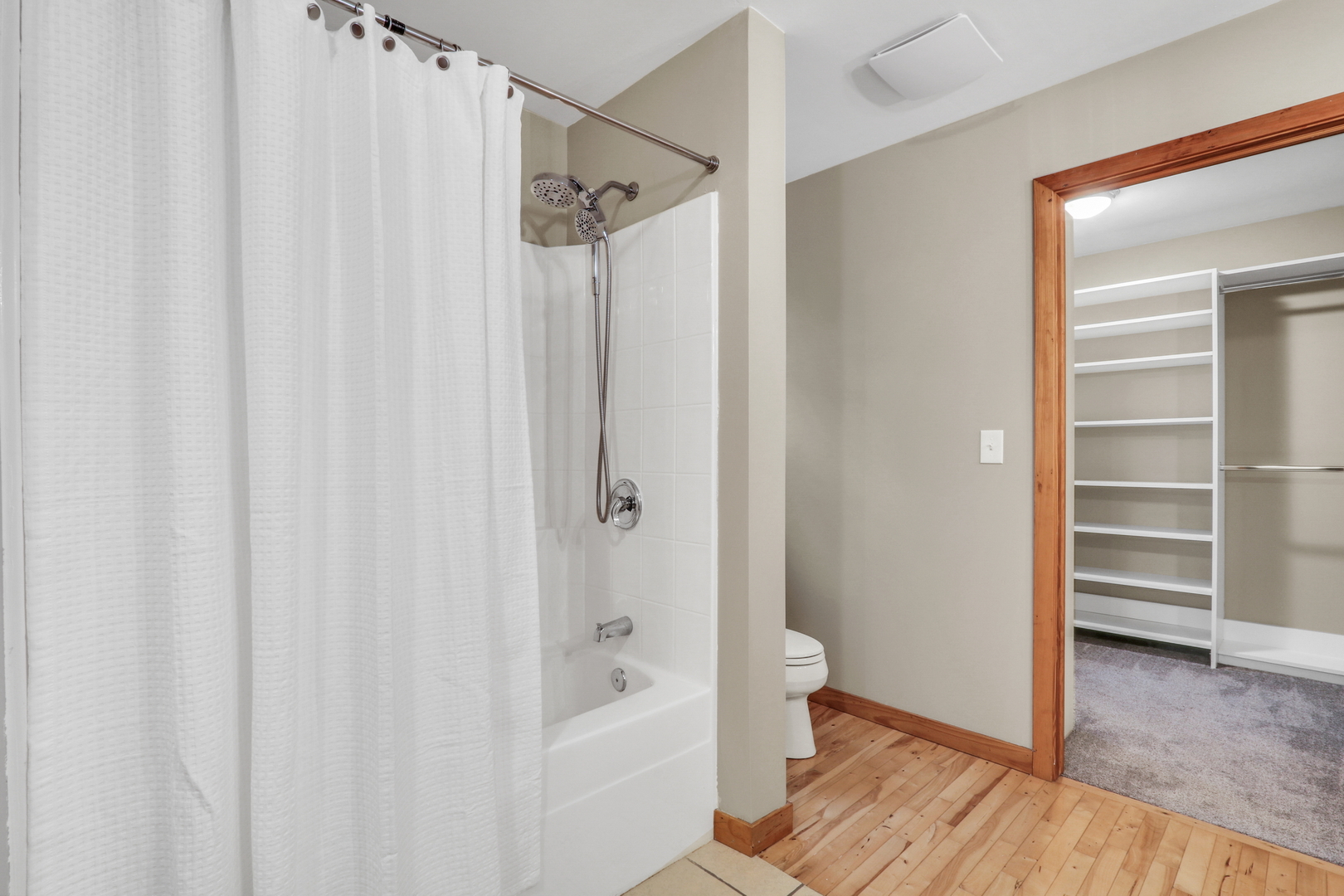 350 South Alleghany Road Grayslake, IL 60030 - Photo 31 of 54 a view of bathroom