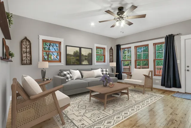 $415,000 | 350 South Alleghany Road, Grayslake, IL 60030