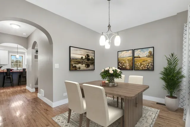 $415,000 | 350 South Alleghany Road, Grayslake, IL 60030