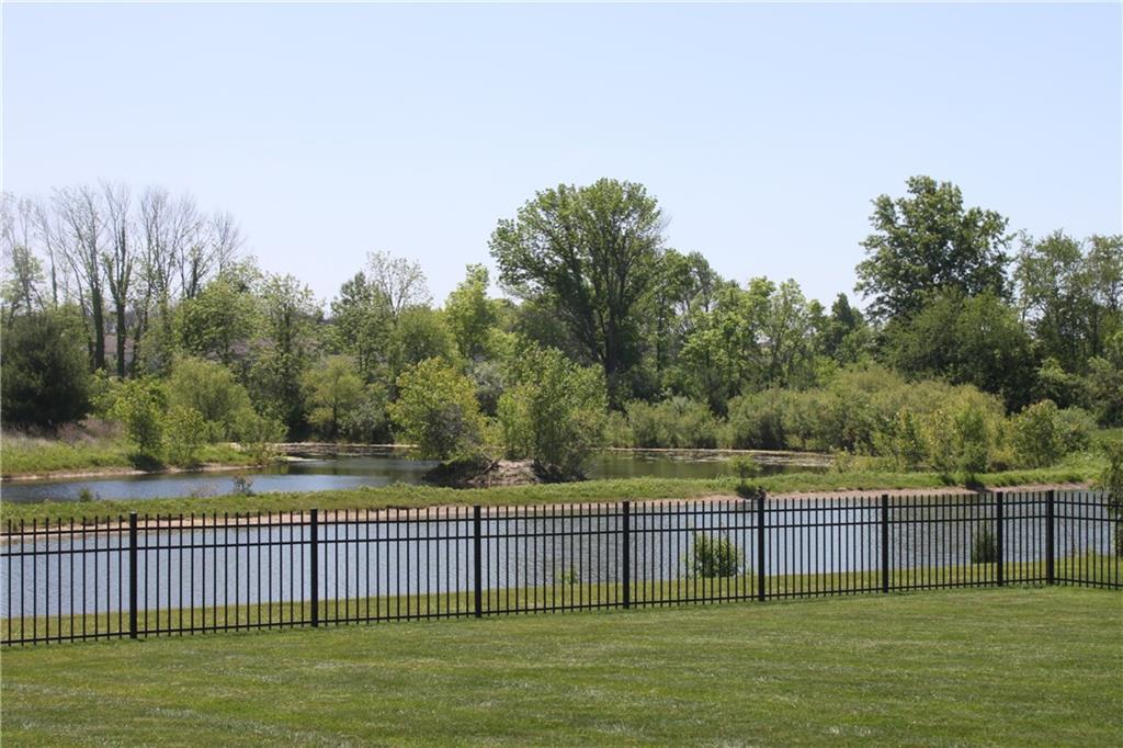 3943 Long Ridge Boulevard Carmel, IN 46074 - Photo 3 of 15 Gallery Image 3