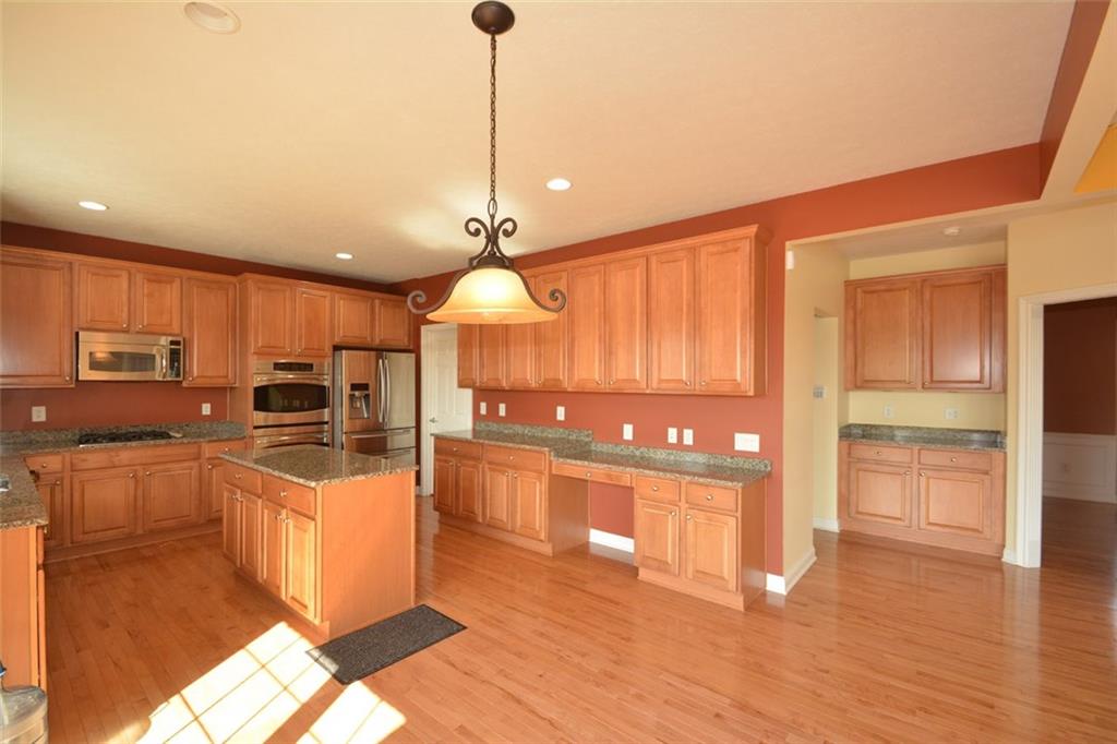 3943 Long Ridge Boulevard Carmel, IN 46074 - Photo 5 of 15 Gallery Image 5