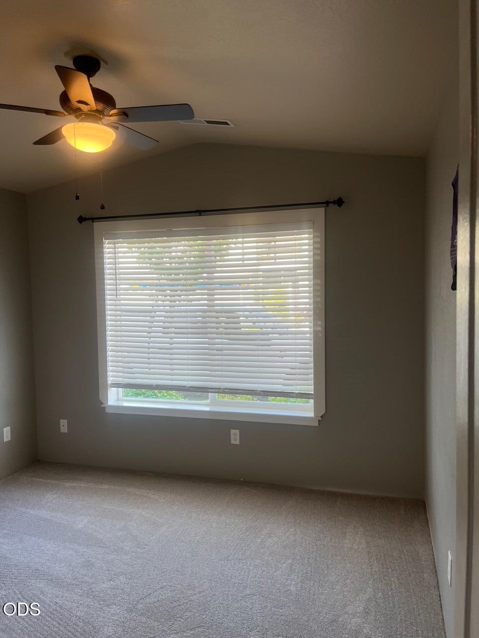 308 Live Oak Loop Central Point, OR 97502 - Photo 13 of 15