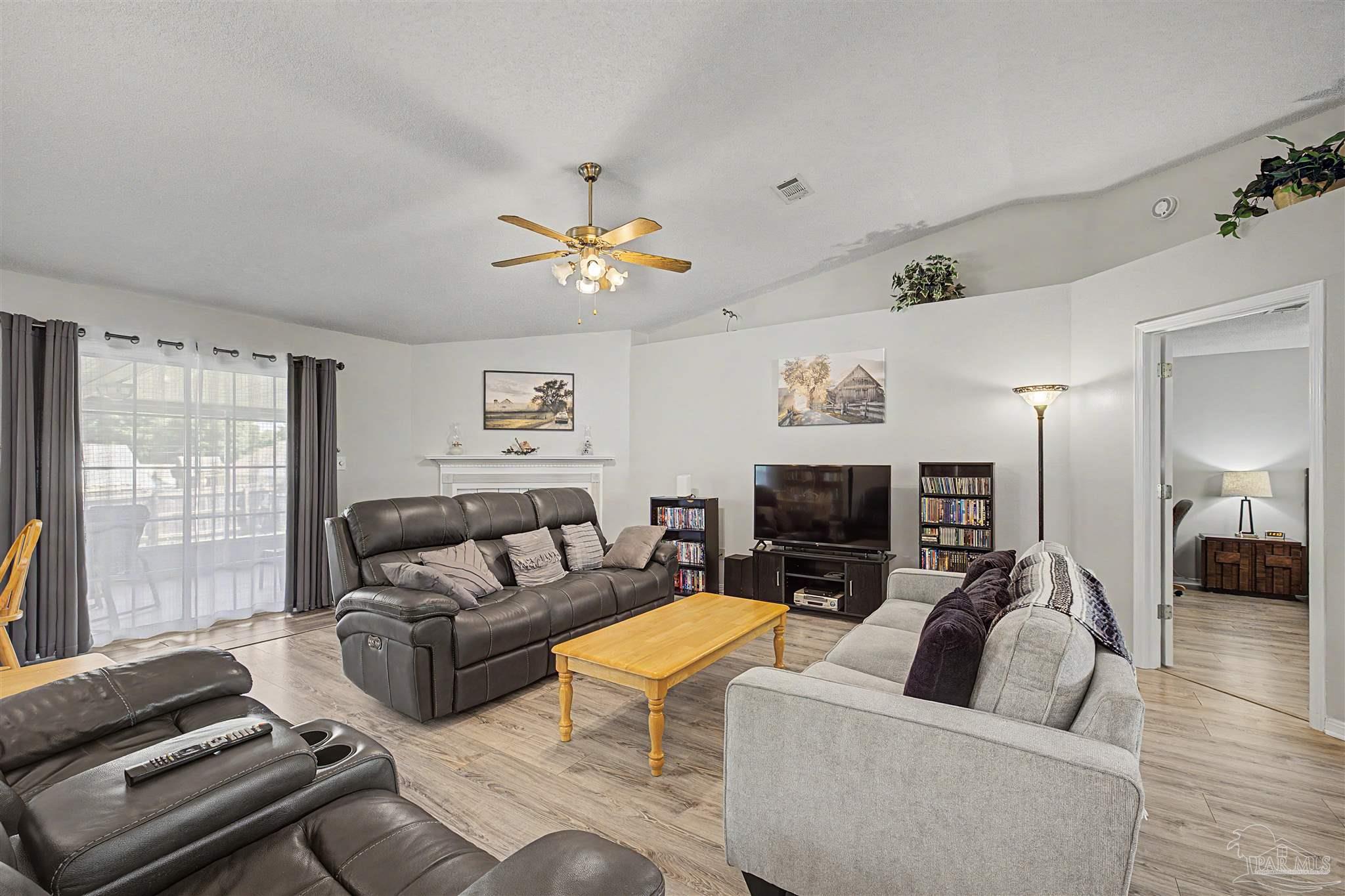 716 Valley Grande Road Pensacola, FL 32514 - Photo 10 of 55 Gallery Image 10