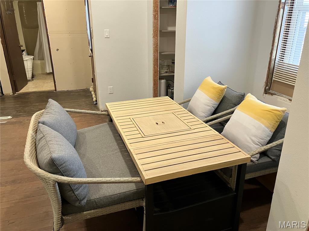 655 North 8th Street Breese, IL 62230 - Photo 3 of 8