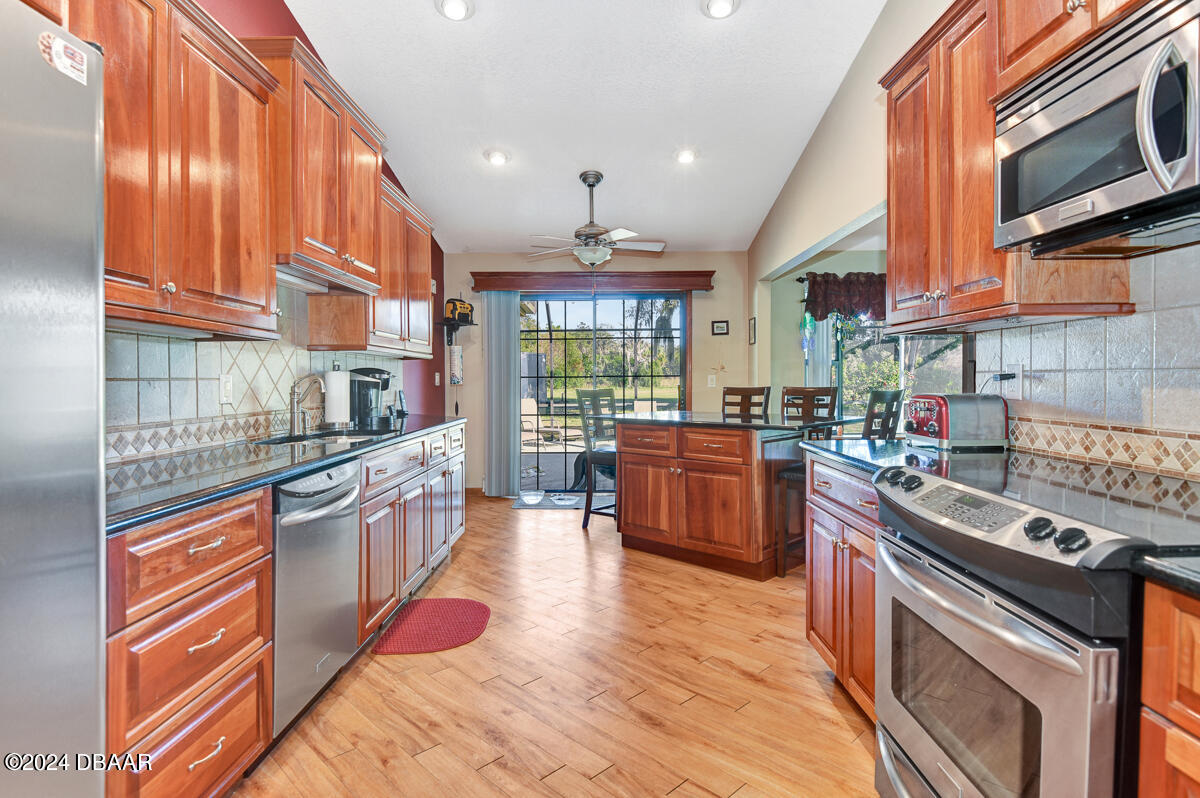 25 Oakmont Circle Ormond Beach, FL 32174 - Photo 10 of 34 001 (22)