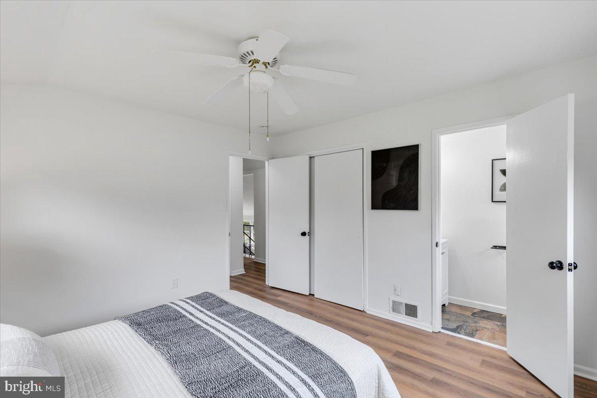 4527 Roundhill Road Alexandria, VA 22310 - Photo 16 of 26 Gallery Image 16