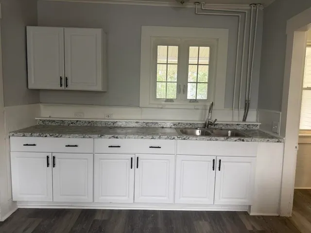 $1,800 | 155 North Main Street, Unit 2, Franklin, NH 03235