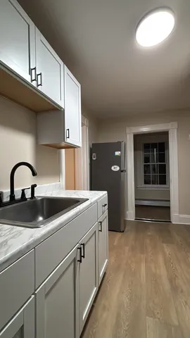 $1,800 | 155 North Main Street, Unit 2, Franklin, NH 03235