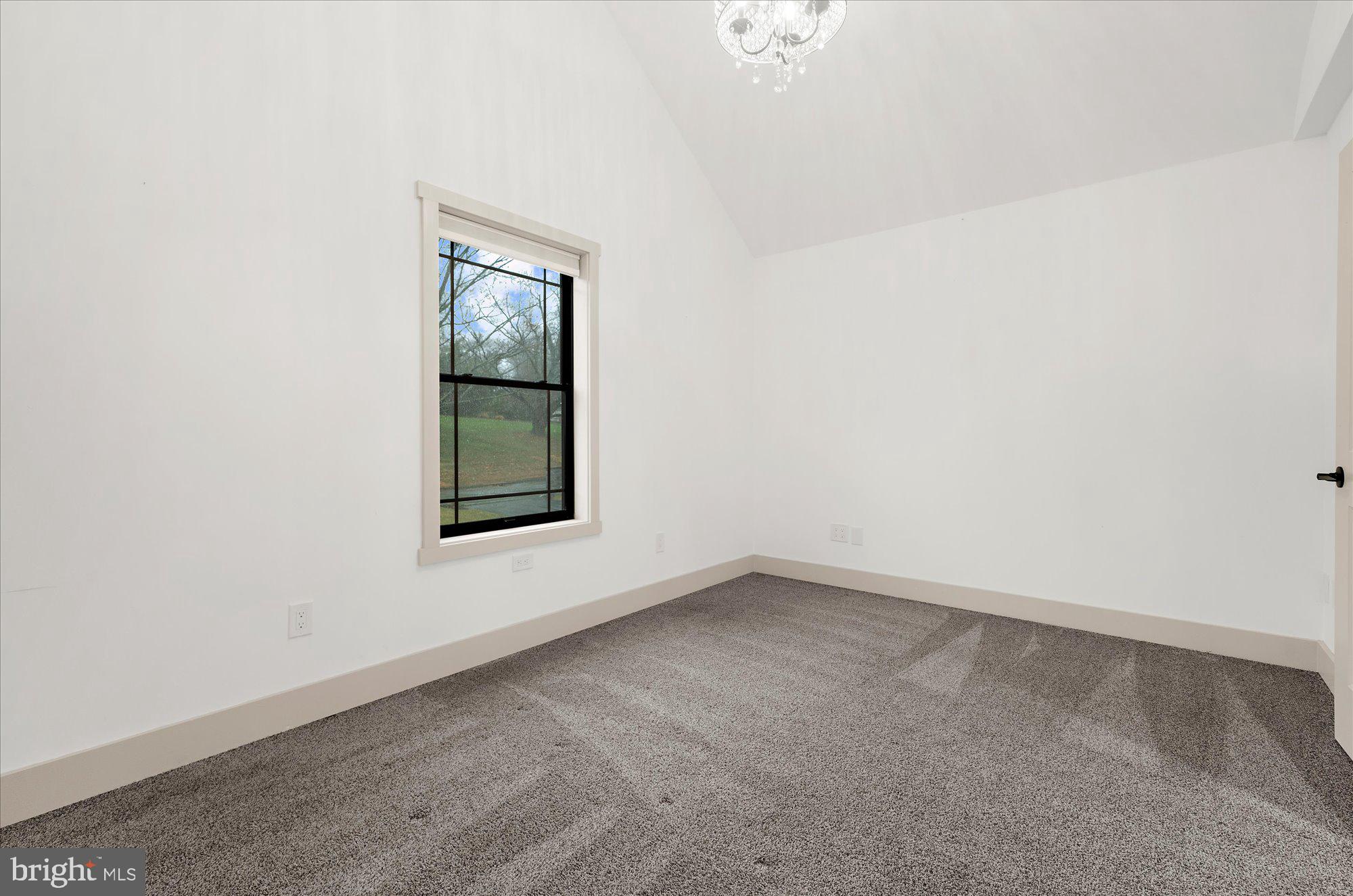8 Chipmunk Lane Media, PA 19063 - Photo 29 of 51 an empty room with a window