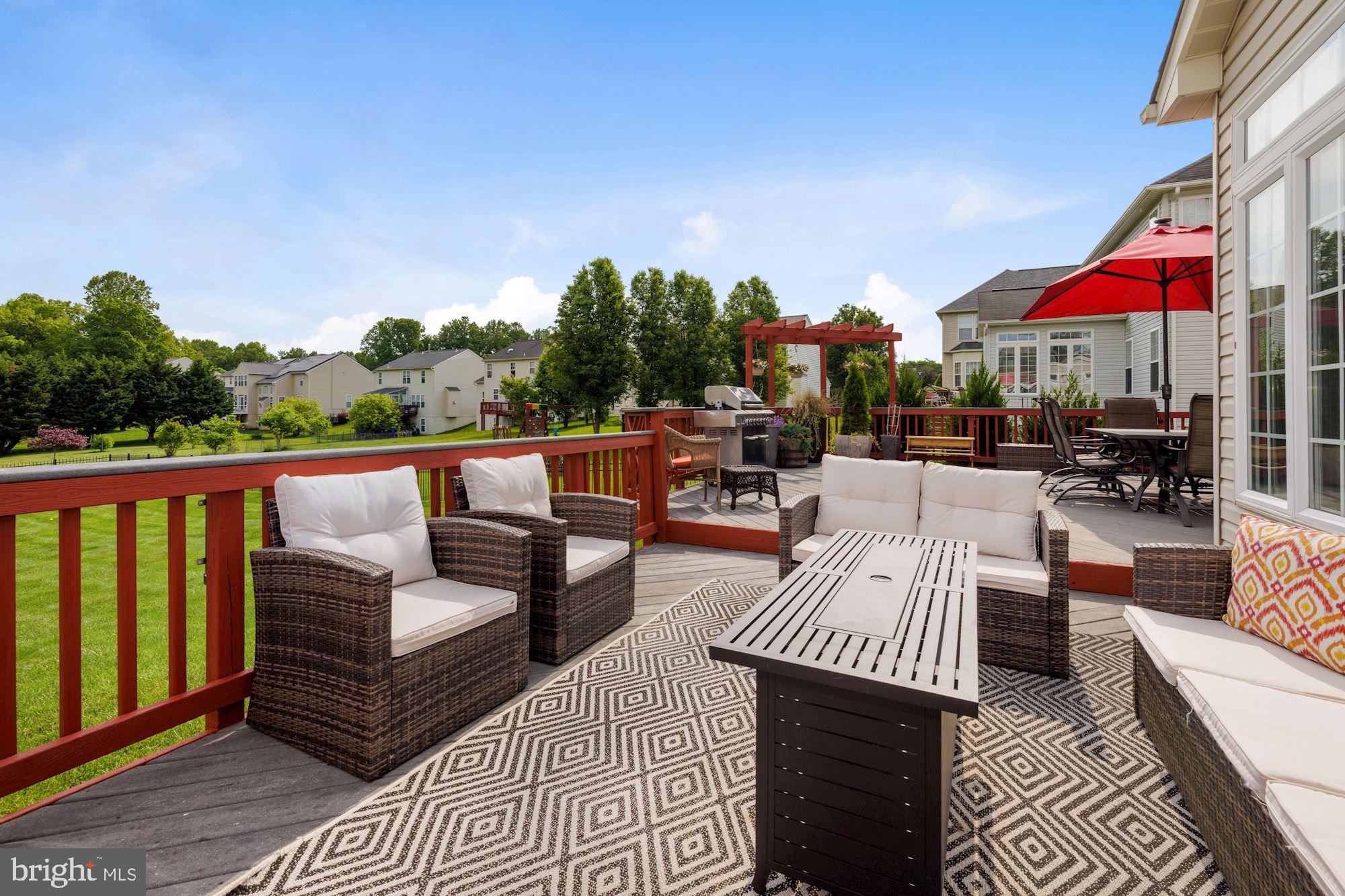14405 Autumn Crest Road Boyds, MD 20841 - Photo 23 of 27 Lounge Seating