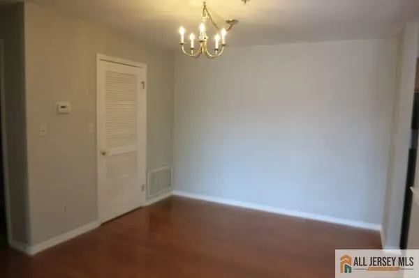 $2,550 | 1123 Waterford Drive, Edison, NJ 08817