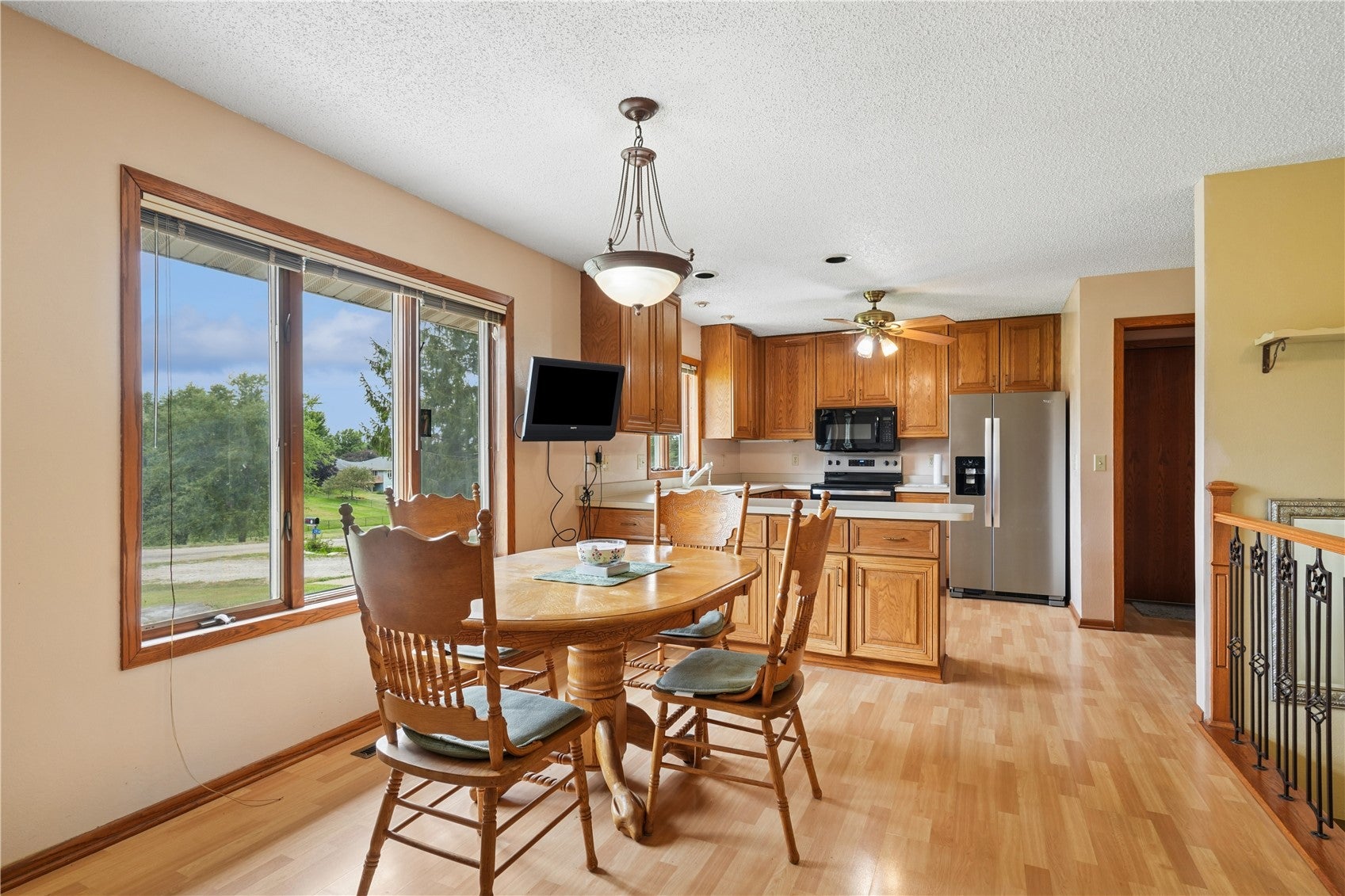 2914 Windy Ridge Road Northeast Swisher, IA 52338 - Photo 5 of 29 Gallery Image 5