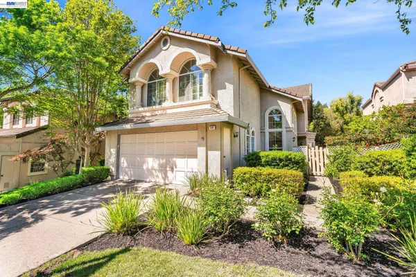 $1,699,000 | 690 Glasgow Circle, Danville, CA 94526