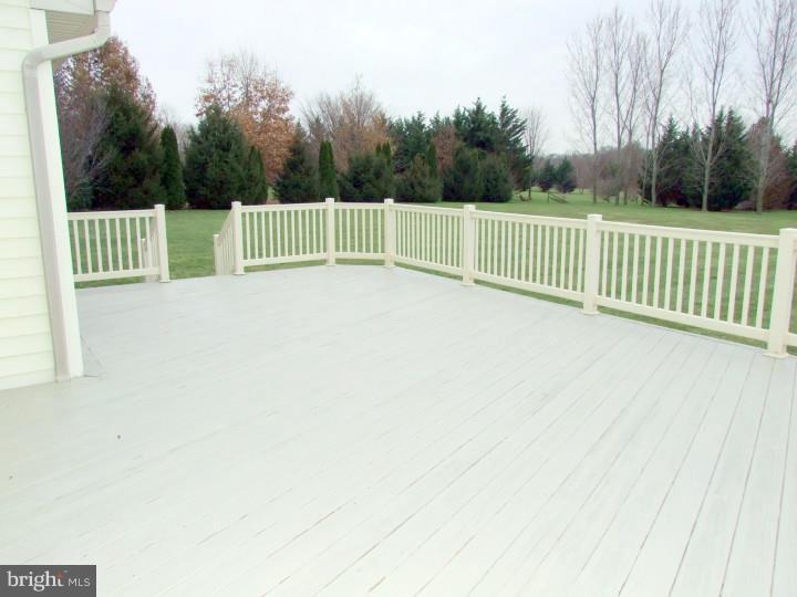 316 Anvil Road Nottingham, PA 19362 - Photo 21 of 22 Deck