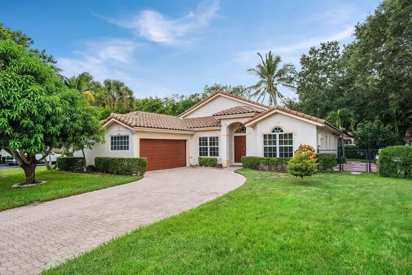$600,000 | 5563 Northwest 41st Avenue, Coconut Creek, FL 33073
