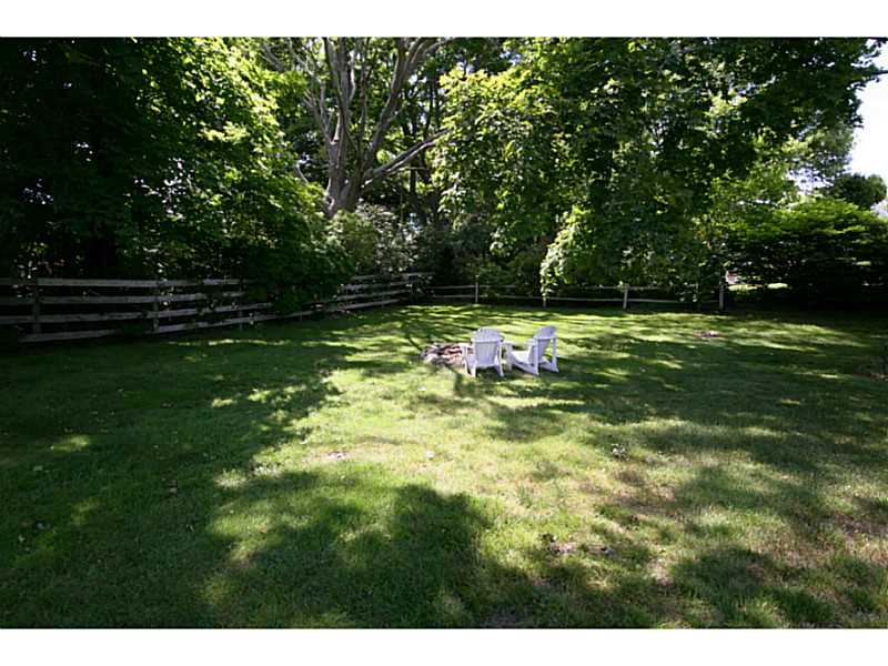 20 Normandy Road South Kingstown, RI 02879 - Photo 3 of 18 Yard/Garden.