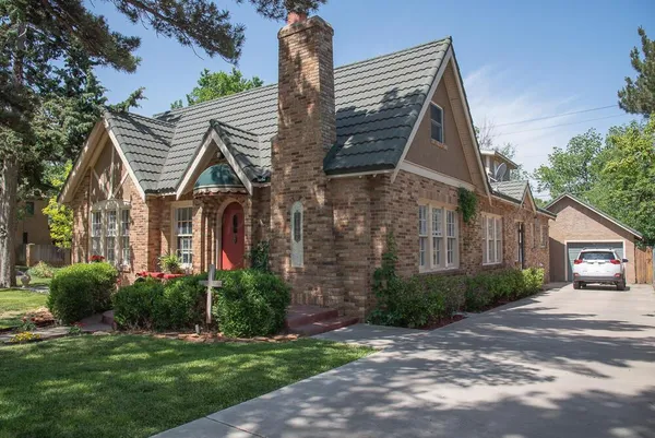 $569,900 | 2122 South Hayden Street, Amarillo, TX 79109