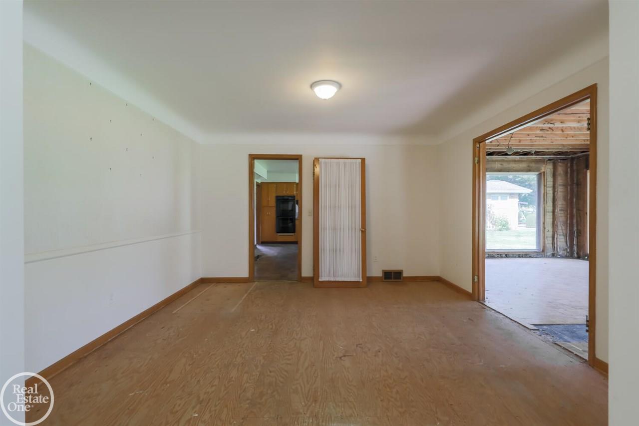 324 Moross Road Grosse Pointe Farms, MI 48236 - Photo 25 of 47