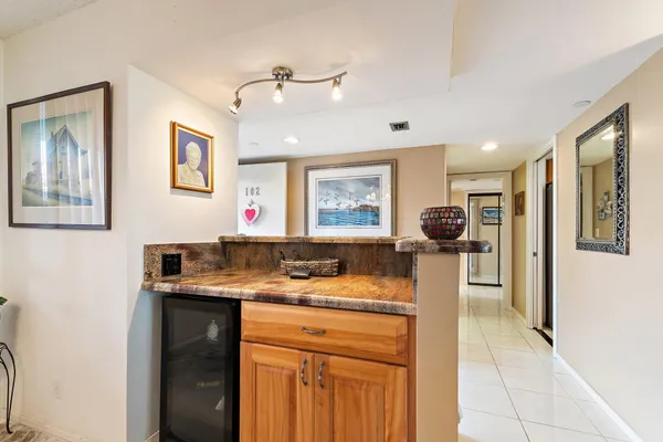 $839,900 | 1000 N North Us Highway 1, Unit JA102, Jupiter, FL 33477