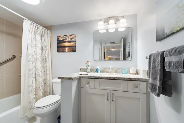 $839,900 | 1000 N North Us Highway 1, Unit JA102, Jupiter, FL 33477