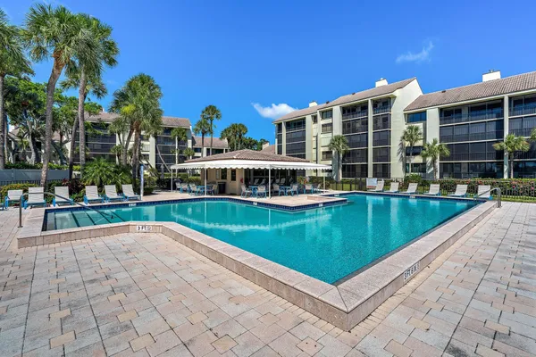 $839,900 | 1000 N North Us Highway 1, Unit JA102, Jupiter, FL 33477