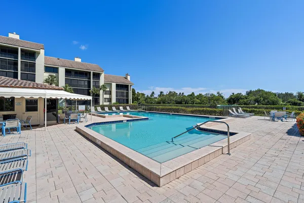 $839,900 | 1000 N North Us Highway 1, Unit JA102, Jupiter, FL 33477