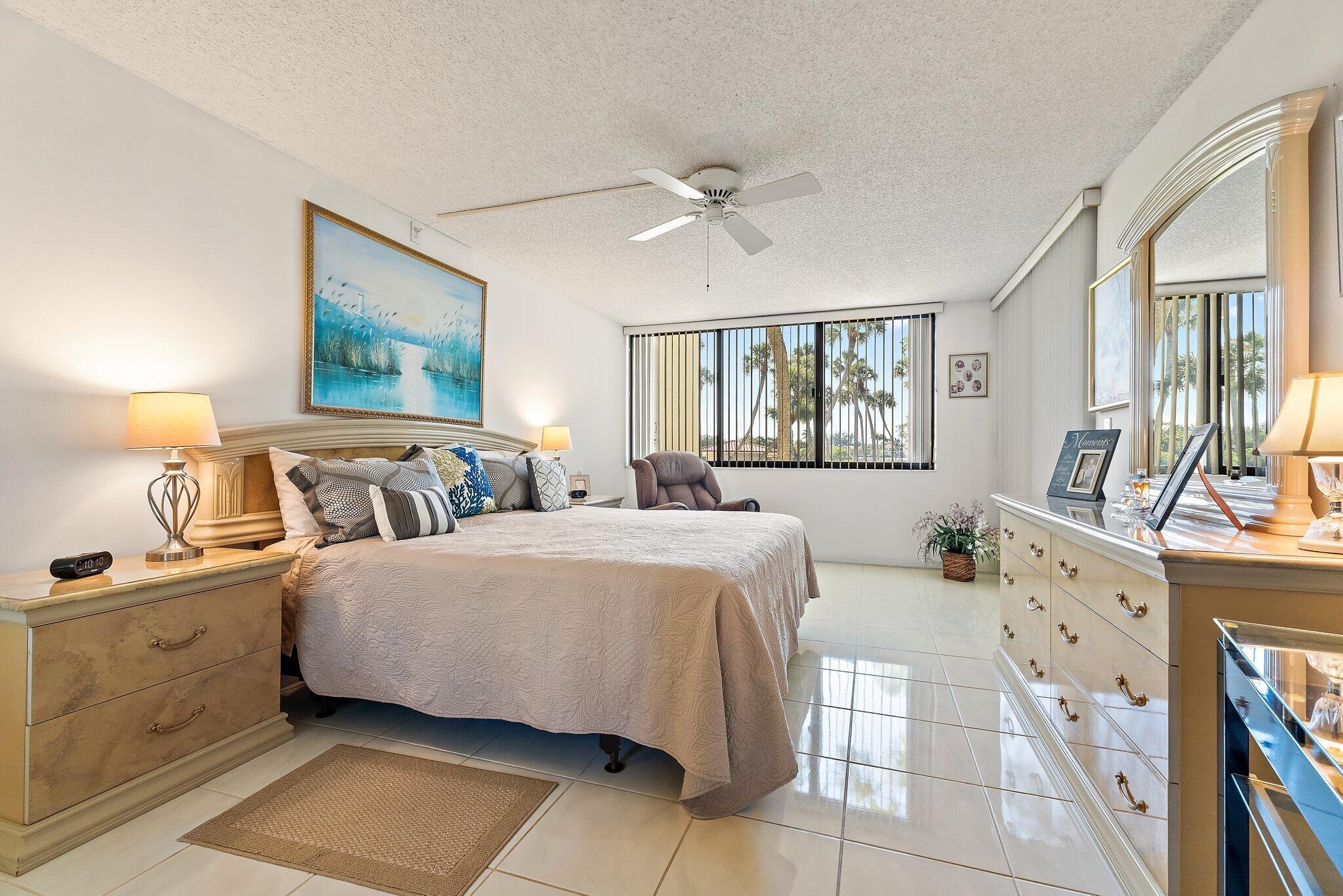 1000 North Us Highway, Unit JA102 Jupiter, FL 33477 - Photo 9 of 61 020-1000NUSHwy1-Jamaica102-Jupiter-SMALL