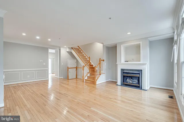 $4,250 | 8872 Ashgrove House Lane, Vienna, VA 22182