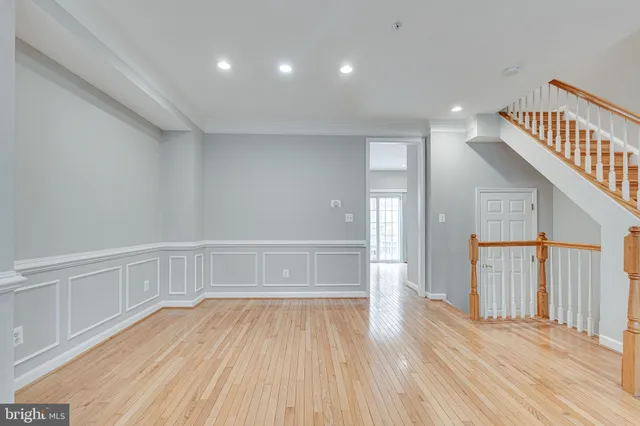 $4,250 | 8872 Ashgrove House Lane, Vienna, VA 22182