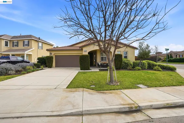 $749,000 | 1718 Kyle Dayton Drive, Tracy, CA 95376