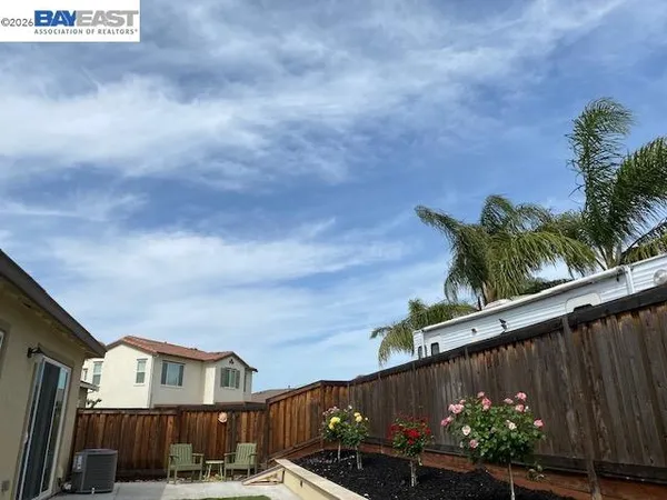 $749,000 | 1718 Kyle Dayton Drive, Tracy, CA 95376