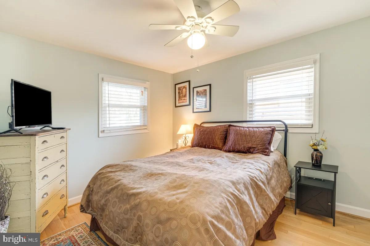 37 South Hudson Street Alexandria, VA 22304 - Photo 12 of 20 Bedroom 1