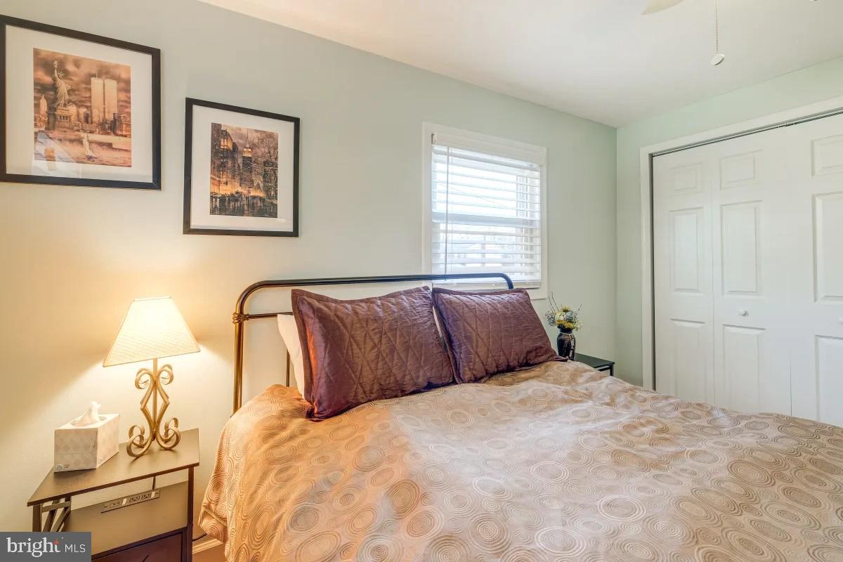37 South Hudson Street Alexandria, VA 22304 - Photo 13 of 20 Bedroom 1